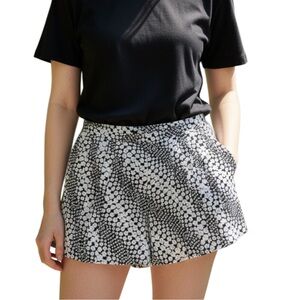 Michael Kors Women’s Shorts Size 16